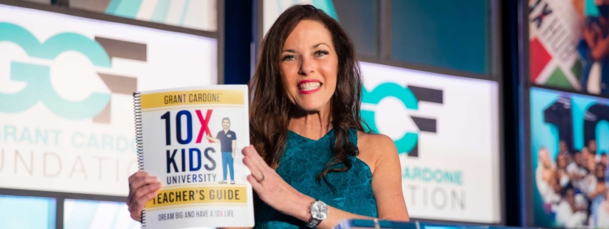Sheri Hamilton presenting the 10X Kids University Teacher's Guide